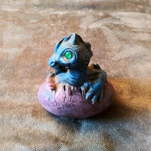 Dragon being hatched